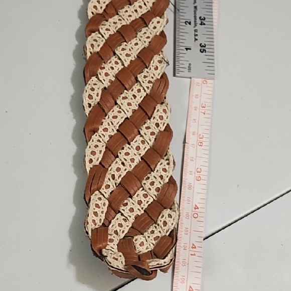 Elegant Woven Carmel Brown and Cream Crochet Woven Wide Belt - Picture 6 of 11